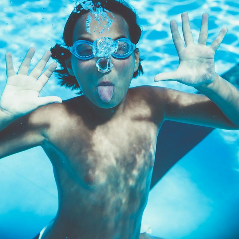 youth_swimming