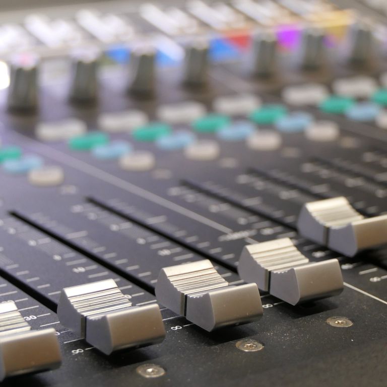 broadcast_tech